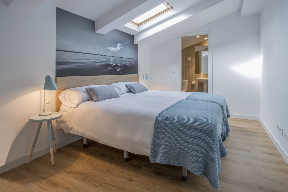 Slow Suites Luchana 37/79