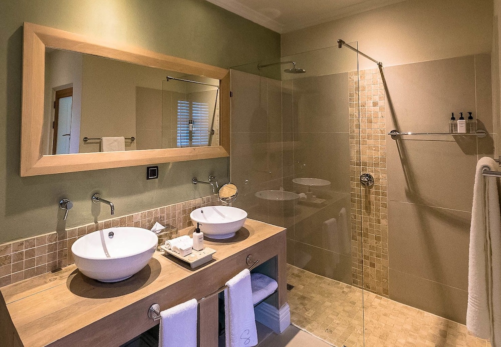 Sugar Hotel And Spa 40/40