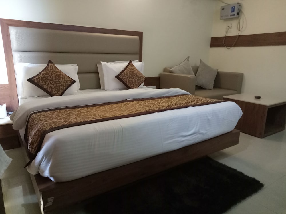 Hotel Nek 9/45