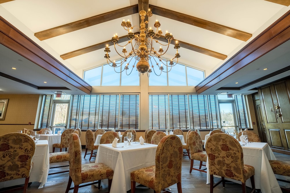 Sleepy Hollow Hotel, a Dolce by Wyndham 51/70