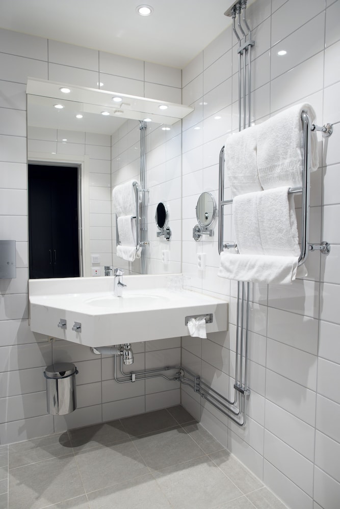 Vann Spa Hotel and Conference 50/50
