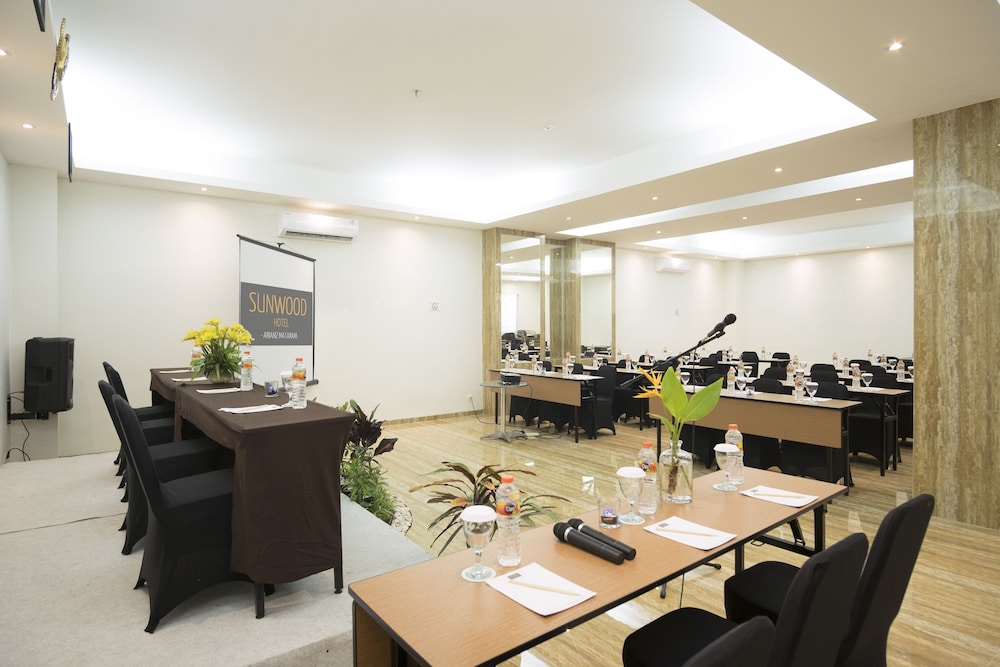Sunwood Arianz Hotel Managed By Bencoolen 14/25