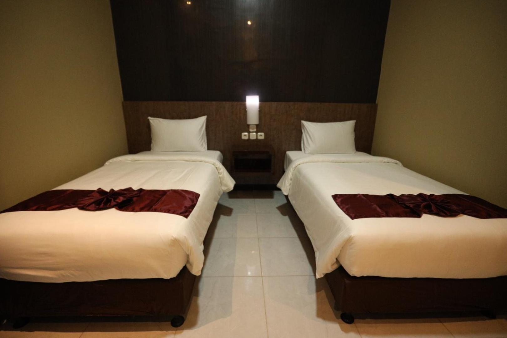 Vitta Hotel Manokwari 20/50