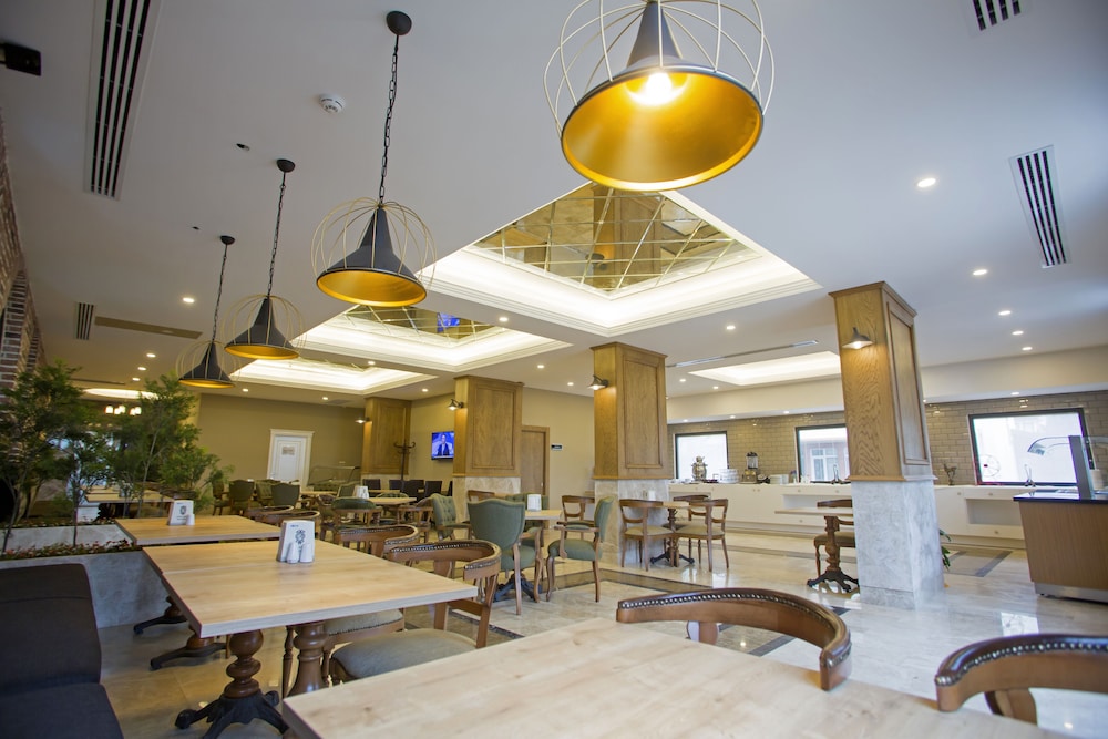 Aktug Hotel 37/50
