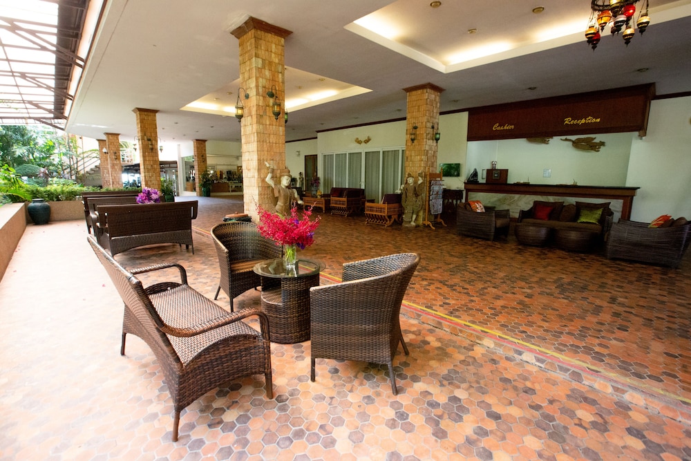 Sailom Hotel 40/65