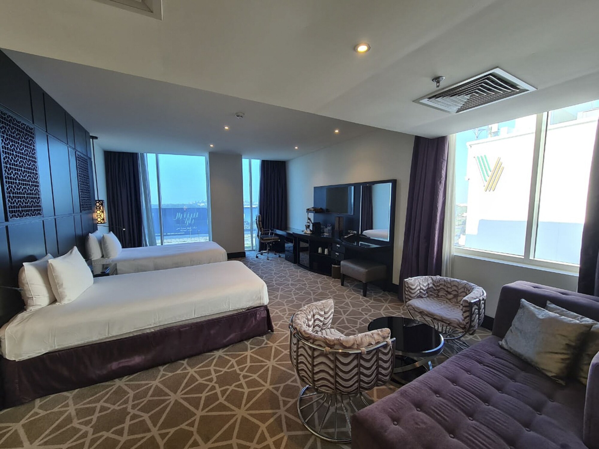 lounge