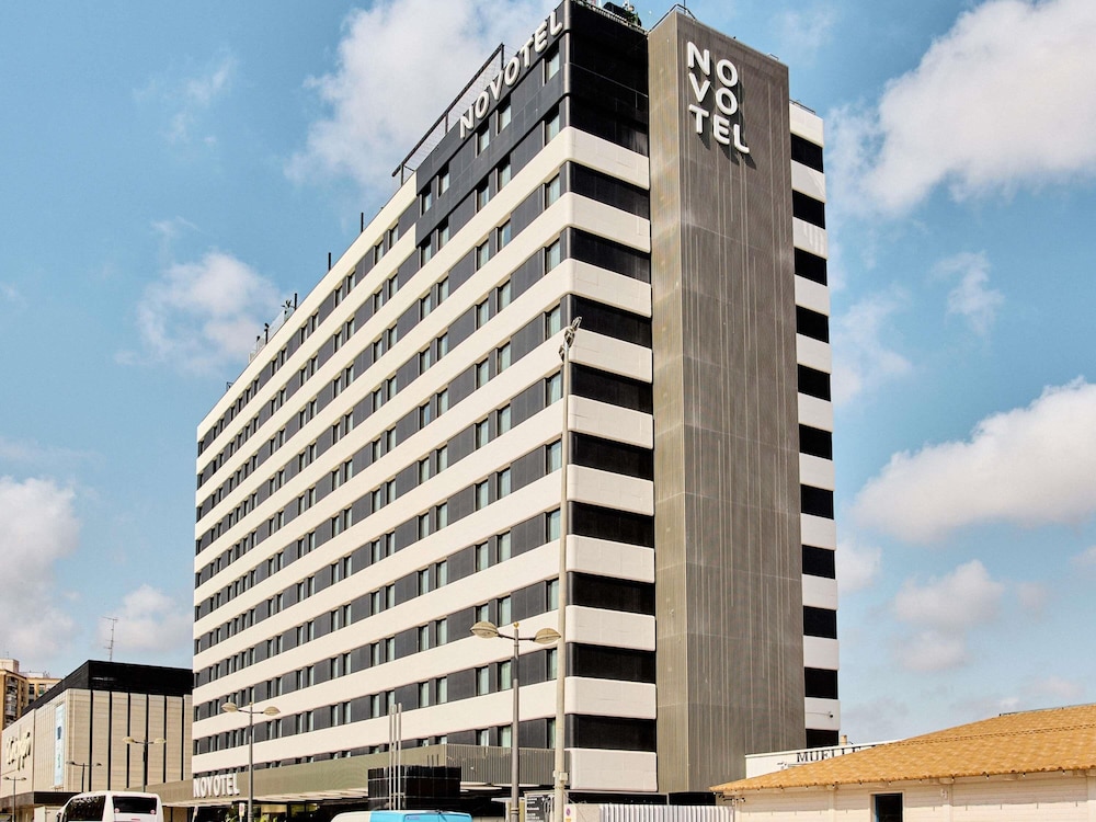 Novotel Valencia Lavant photo4