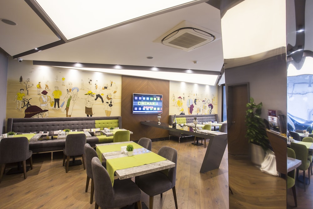 Zeniva Hotel Izmir 35/48