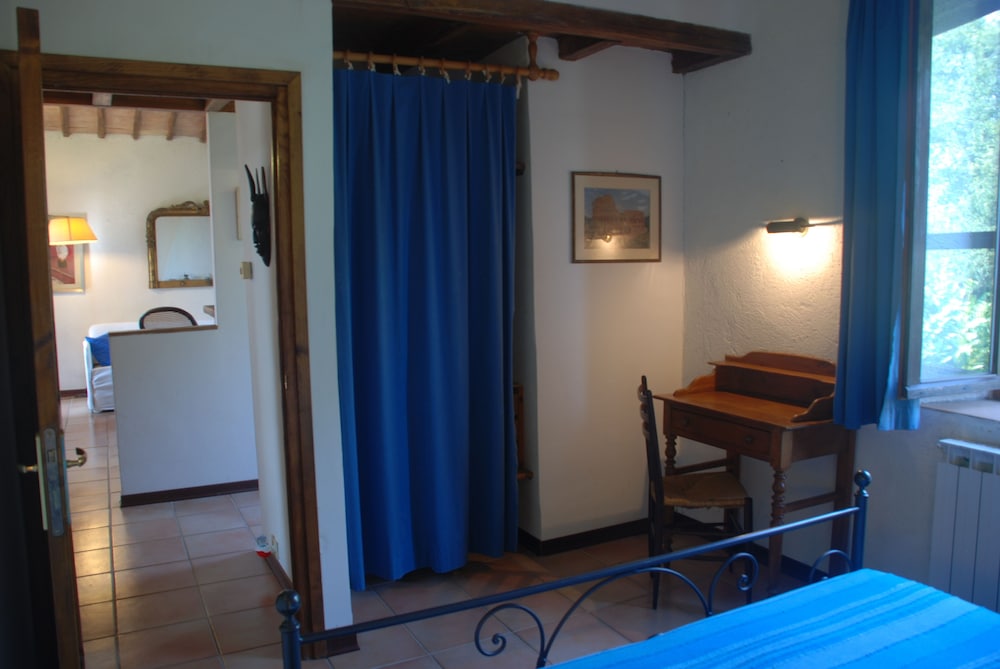 Agriturismo Podere Conte Ràcani 25/40