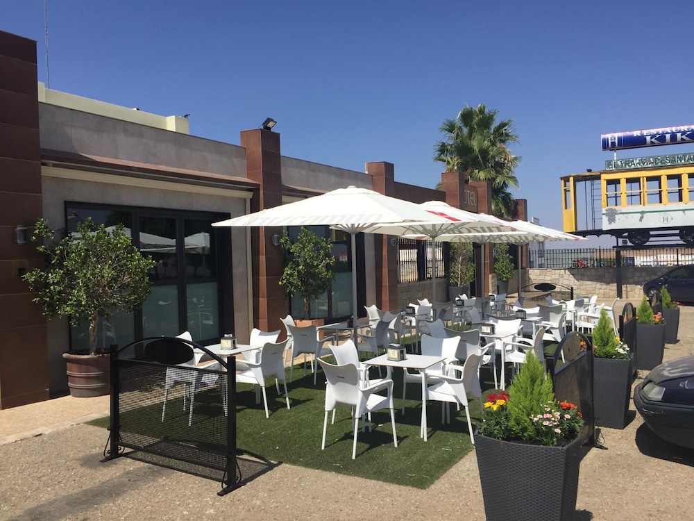 Hotel Kika 38/50