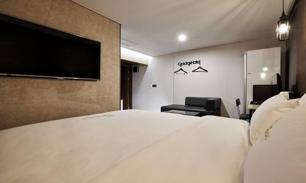 Gracias Hotel Gimhae 11/50