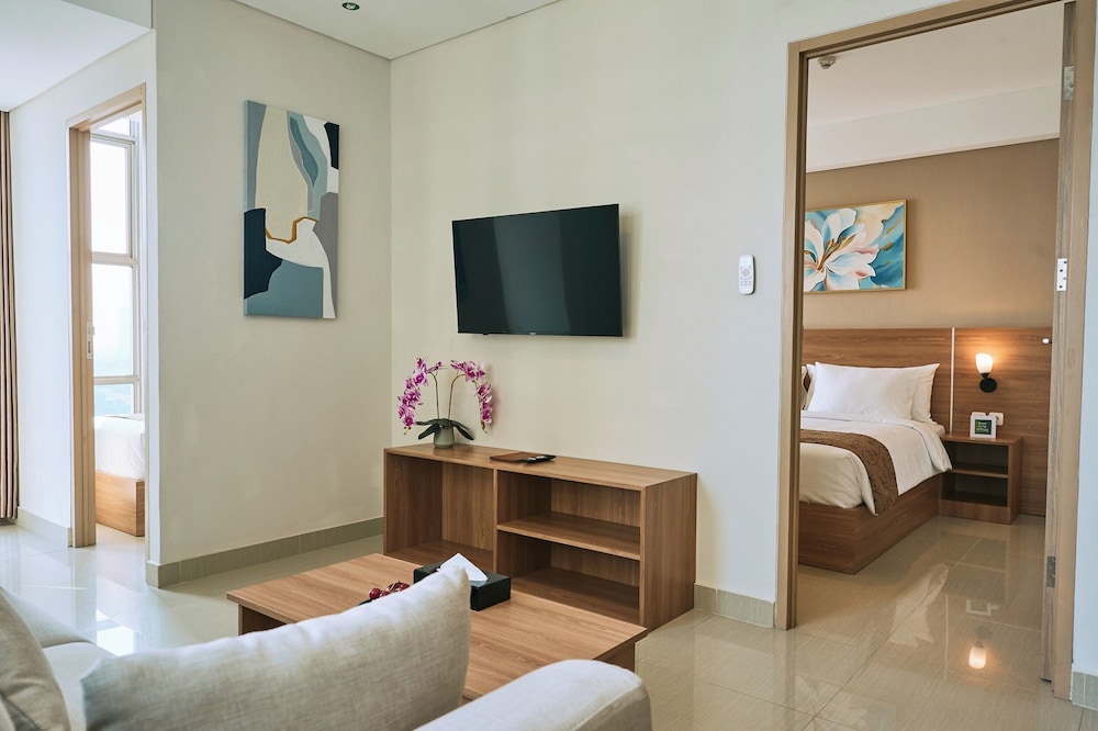 Horison Suite and Residences Iswara Bekasi 13/18
