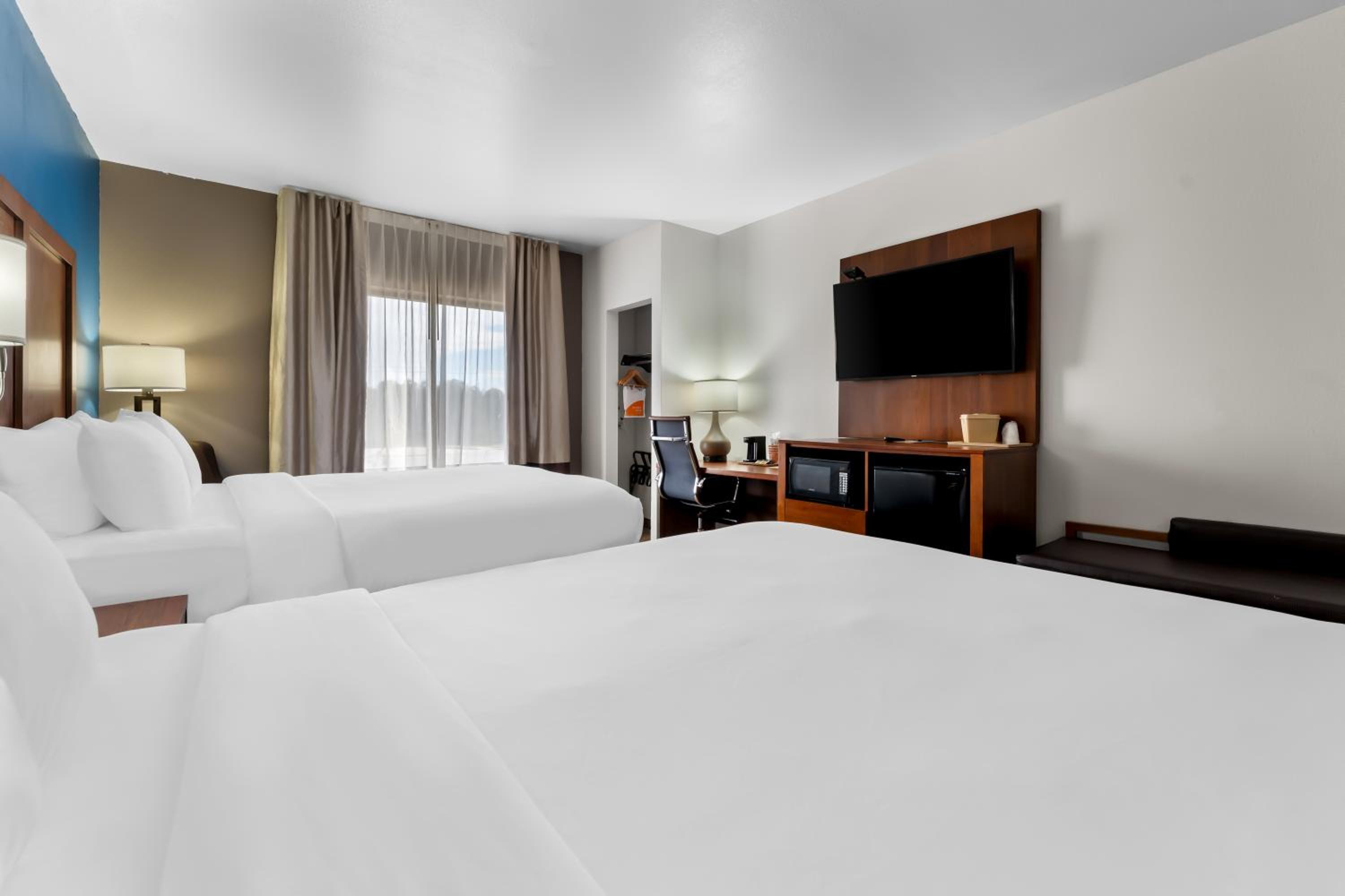 ROOM, 2 QUEEN BEDS, ACCESSIBLE