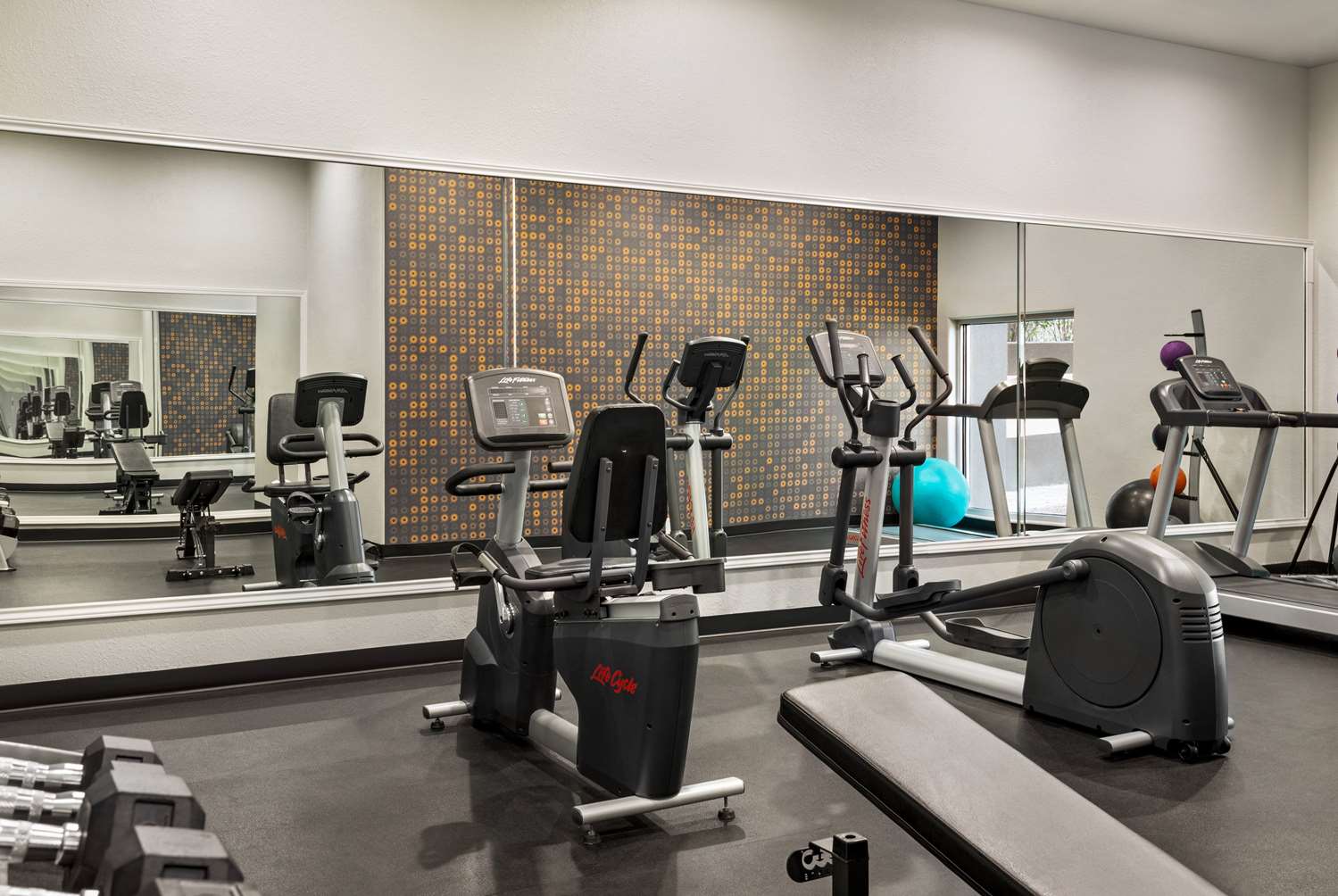 La Quinta Inn & Suites by Wyndham Brownsville North 11/27
