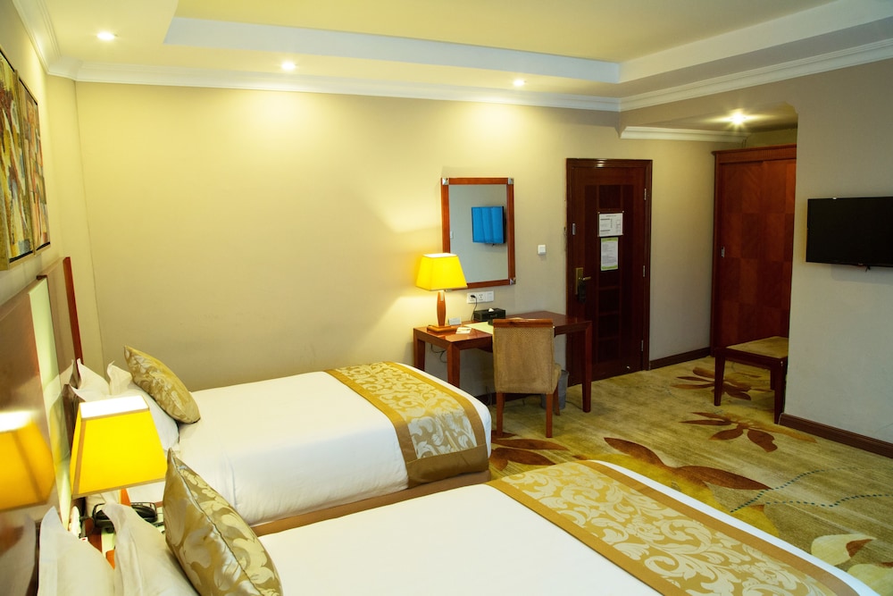 Jupiter International Hotel Cazanchise 12/66