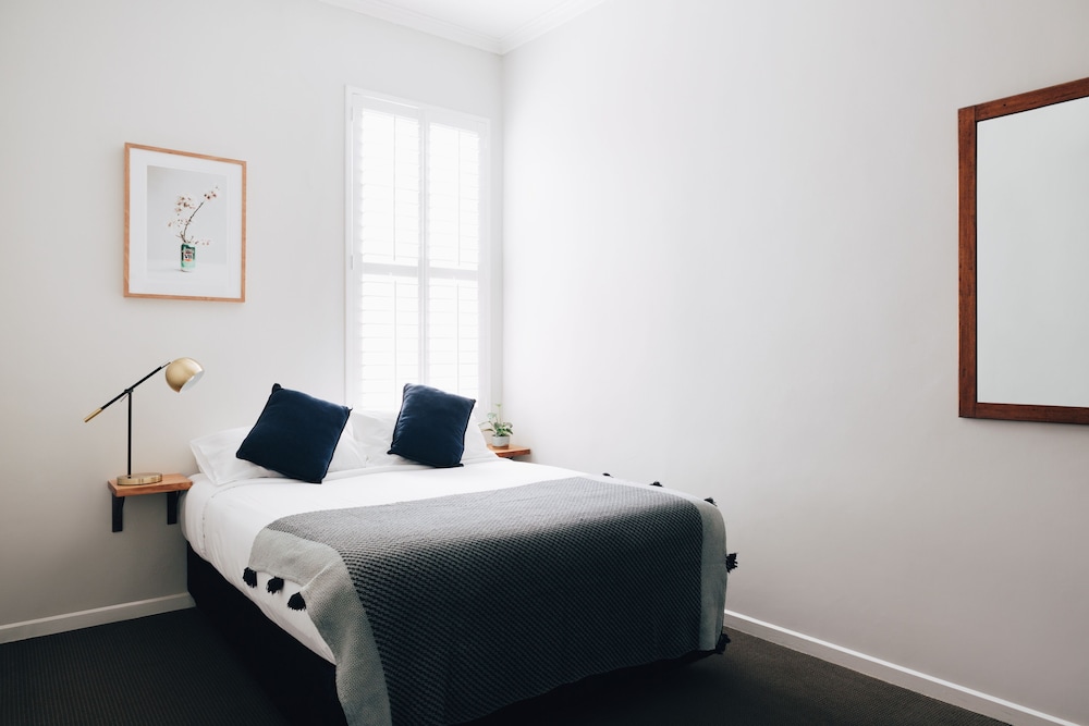 غرفة قياسية بسرير مزدوج، NAUGHTONS PARKVILLE HOTEL 5/8