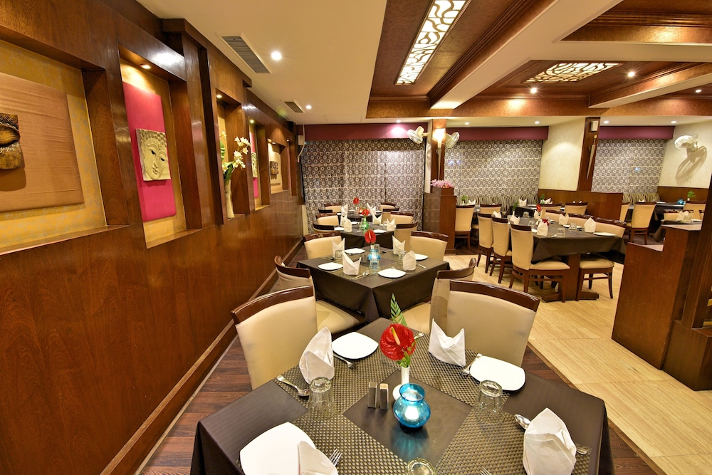 HOTEL SURYA ROYAL 28/41