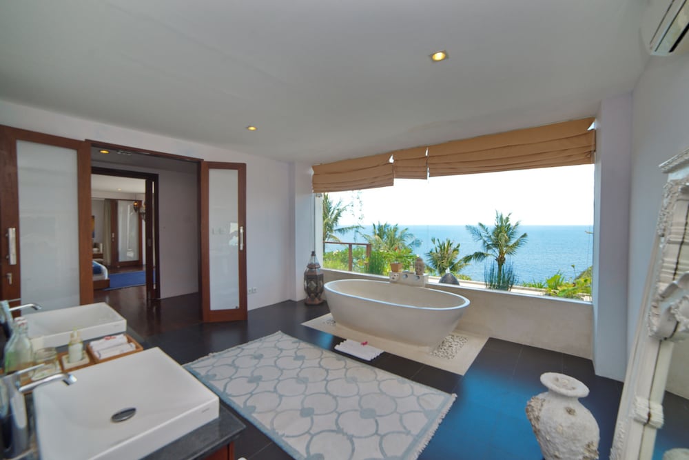 Malimbu Cliff Villa 31/56