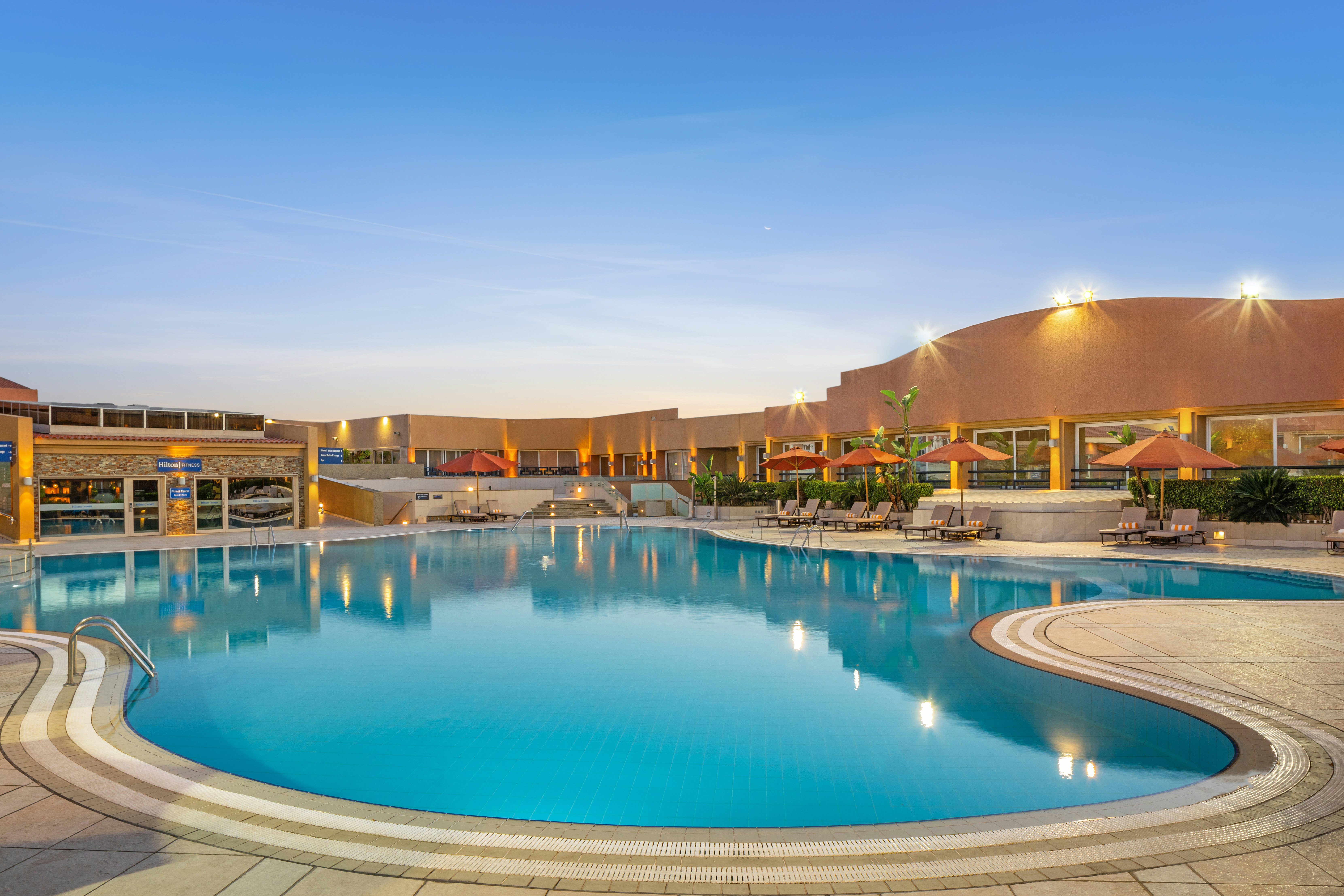Hilton Alexandria Green Plaza 87/89