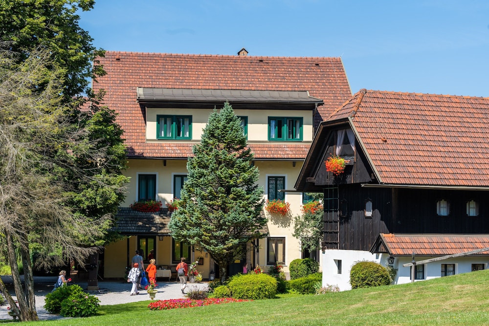 Inselhotel Faakersee 1/63