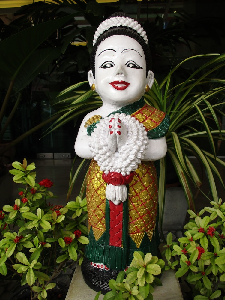 Kosit Hotel Hatyai 62/66
