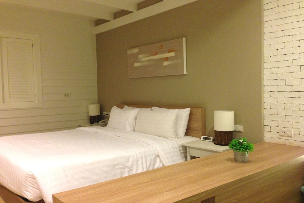 Prairie Hills Resort 18/58