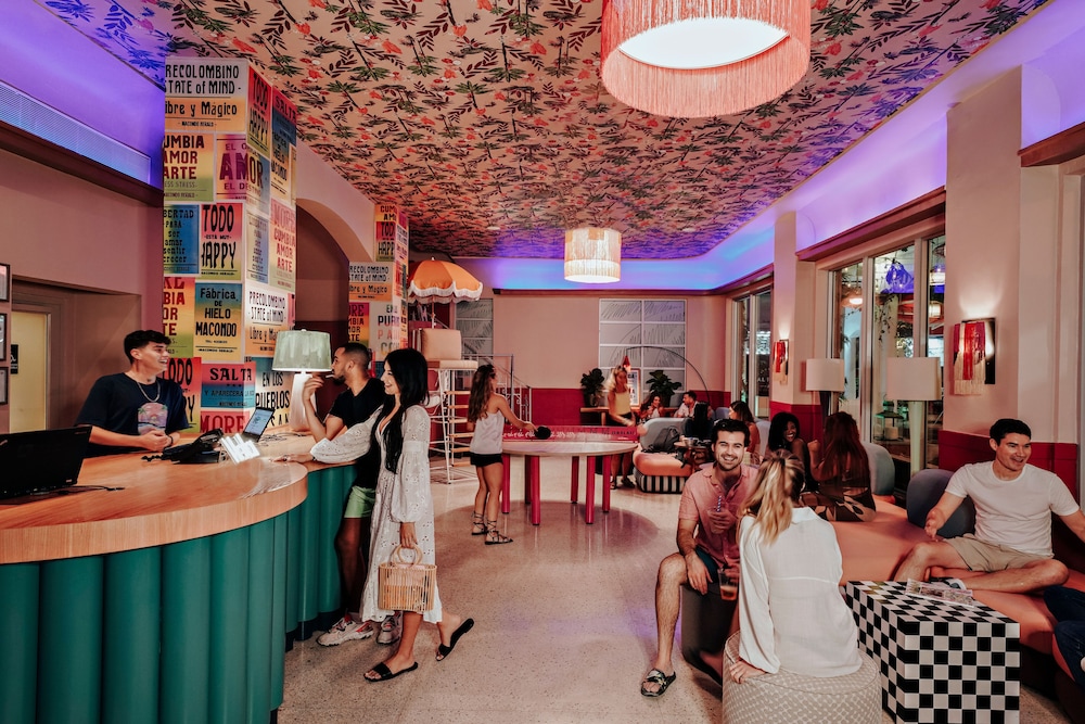 Viajero Miami - Adults Only 60/73