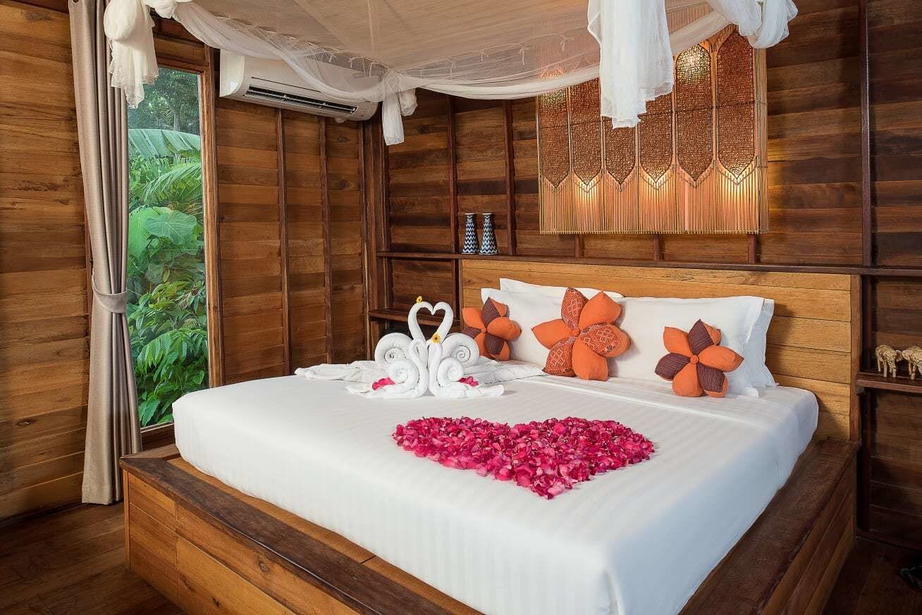 Grand, Pool, Deluxe, Villa, Double Bed