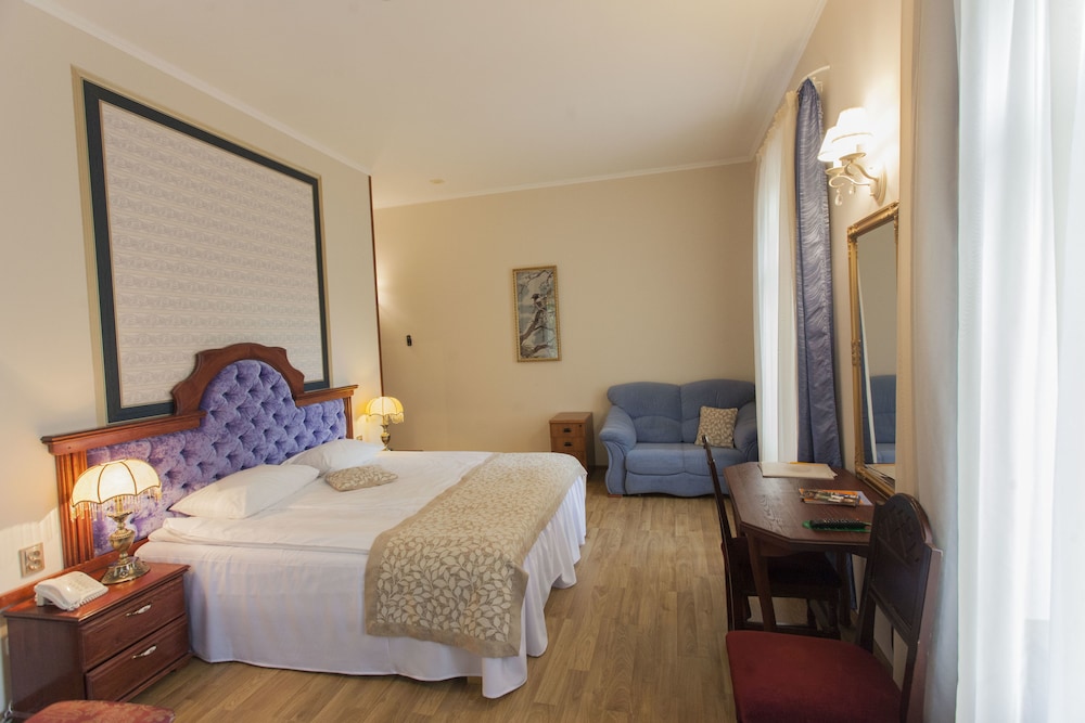 Pegasa Pils Hotel 8/33