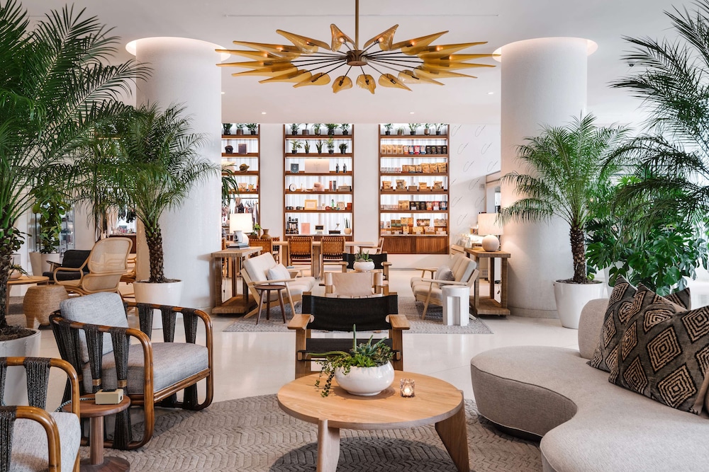 NAUTILUS SONESTA MIAMI BEACH 37/46