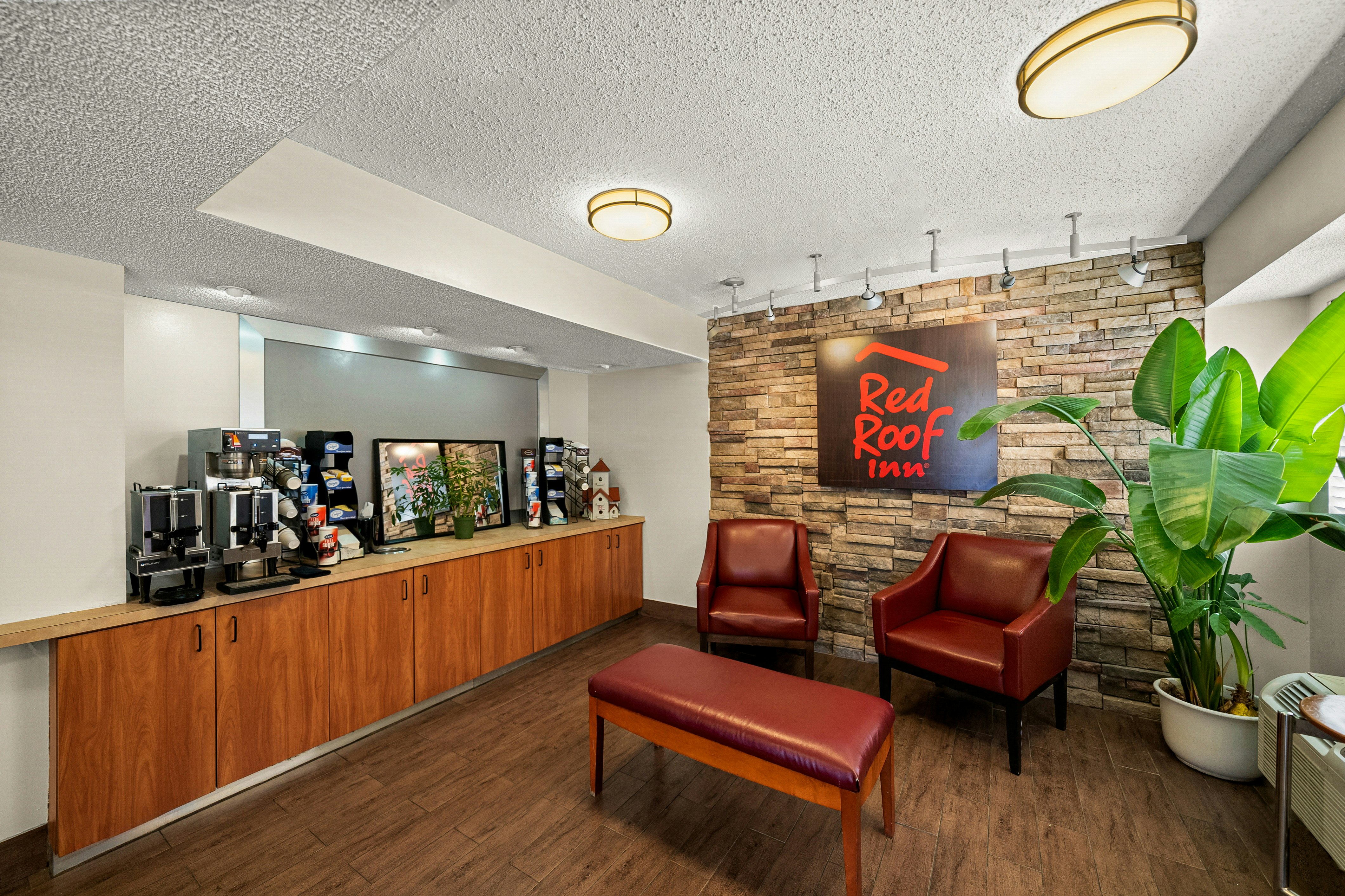 Red Roof Inn Dallas - DFW Airport North 9/15
