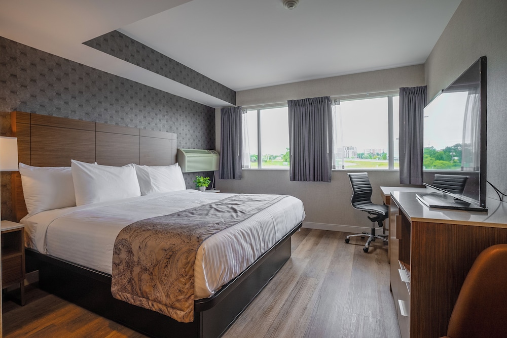 Monte Carlo Inn Oakville Suites 20/68