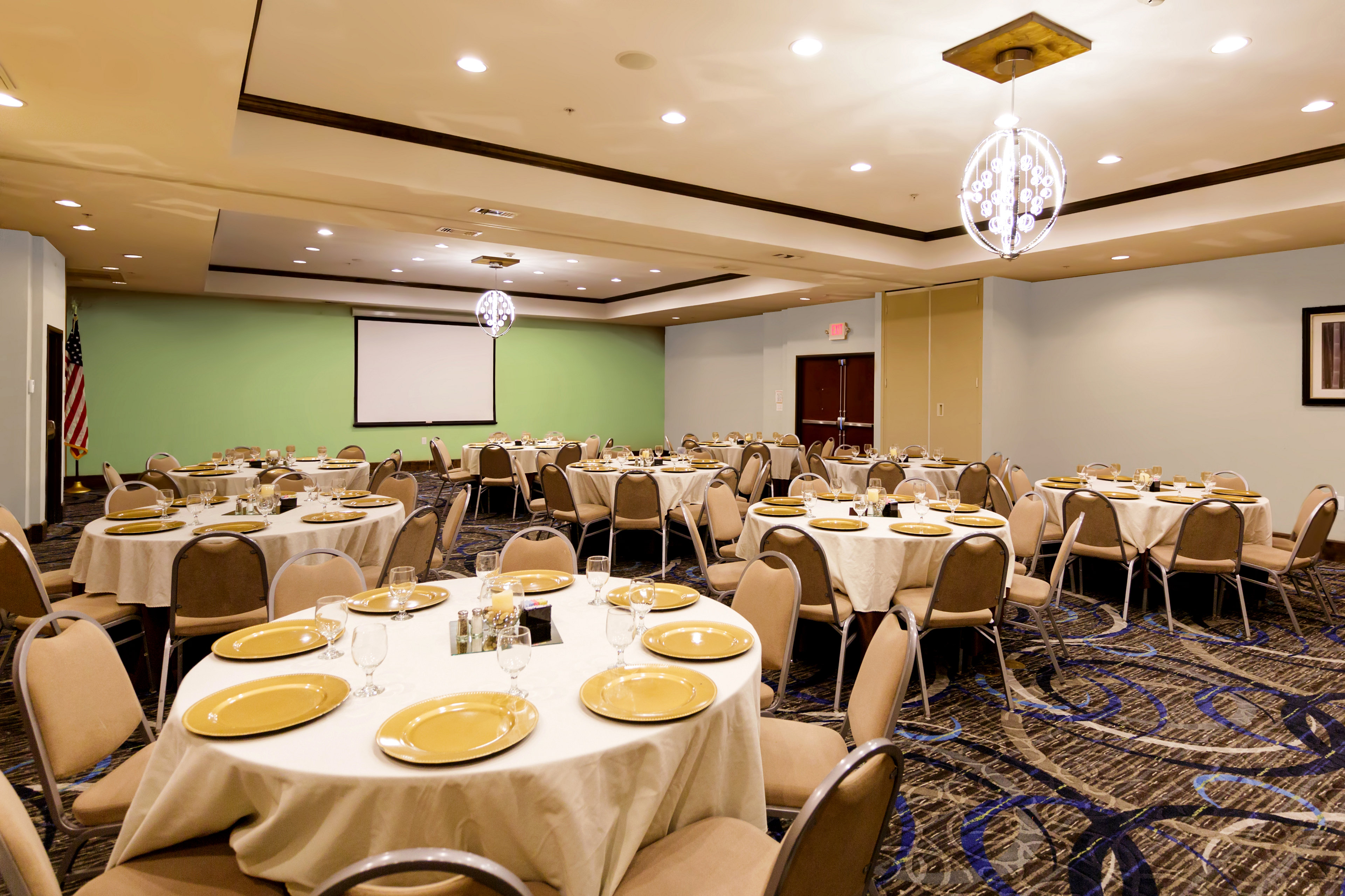 Holiday Inn Houston Webster 56/63
