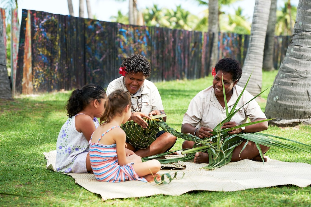 DoubleTree Resort by Hilton Hotel Fiji - Sonaisali Island 26/63