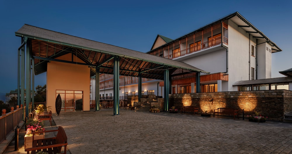 Taj Theog Resort And Spa Shimla 5/45