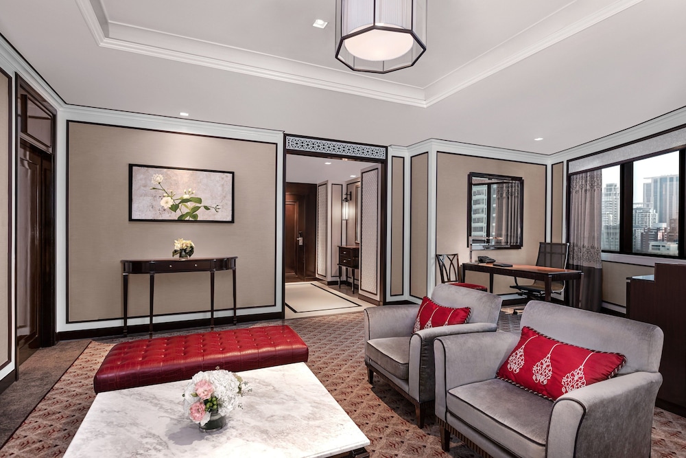 THE ATHENEE HOTEL, A LUXURY COLLECTION HOTEL BANGKOK 34/63