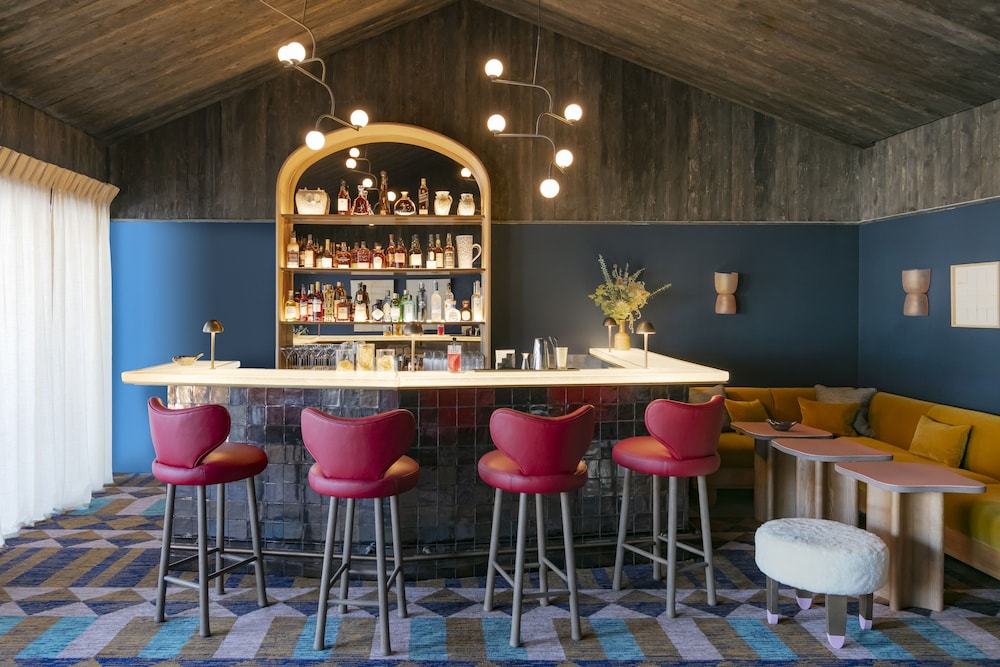 Hotel Le Coucou 42/50