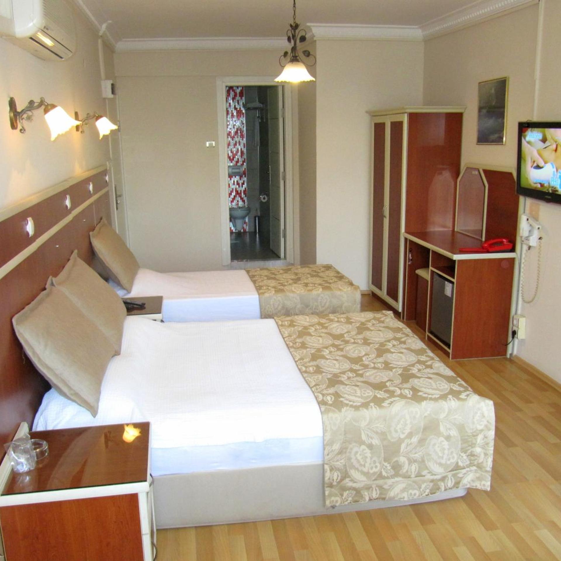 Efsane Hotel 15/48