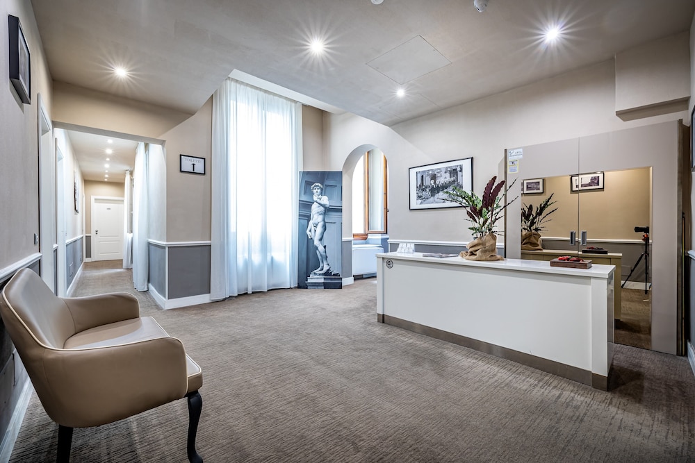Martelli 6 Suite And Apartments 8/53