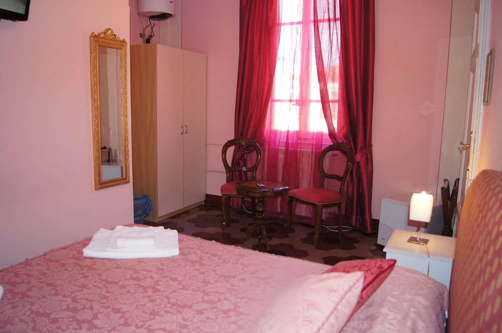 La Mimosa Bed And Breakfast 18/71