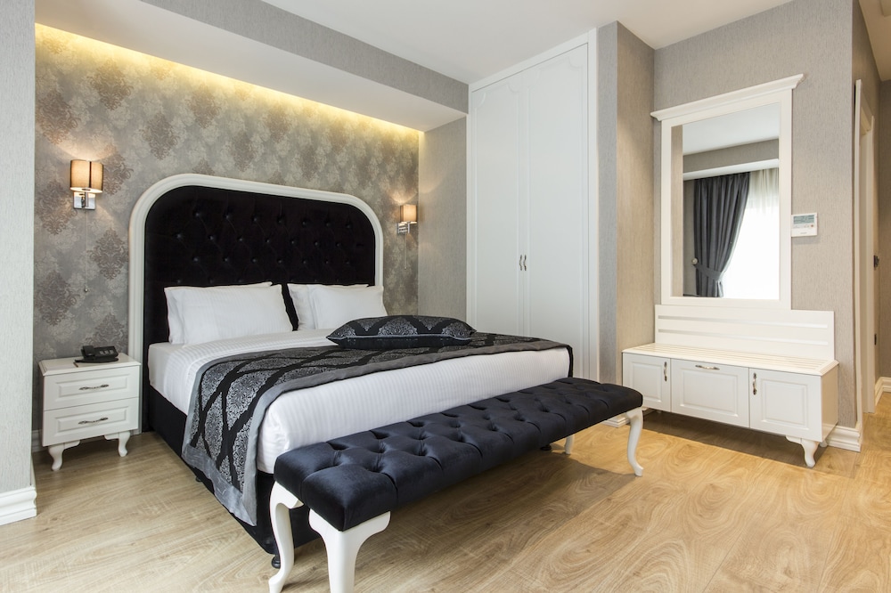 SUPERIOR, DOUBLE BED
