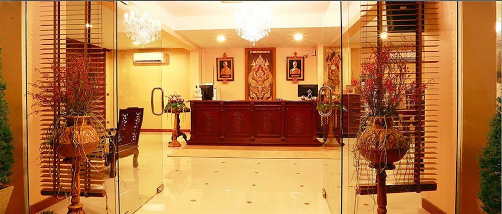 At Chiang Mai Hotel 7/50