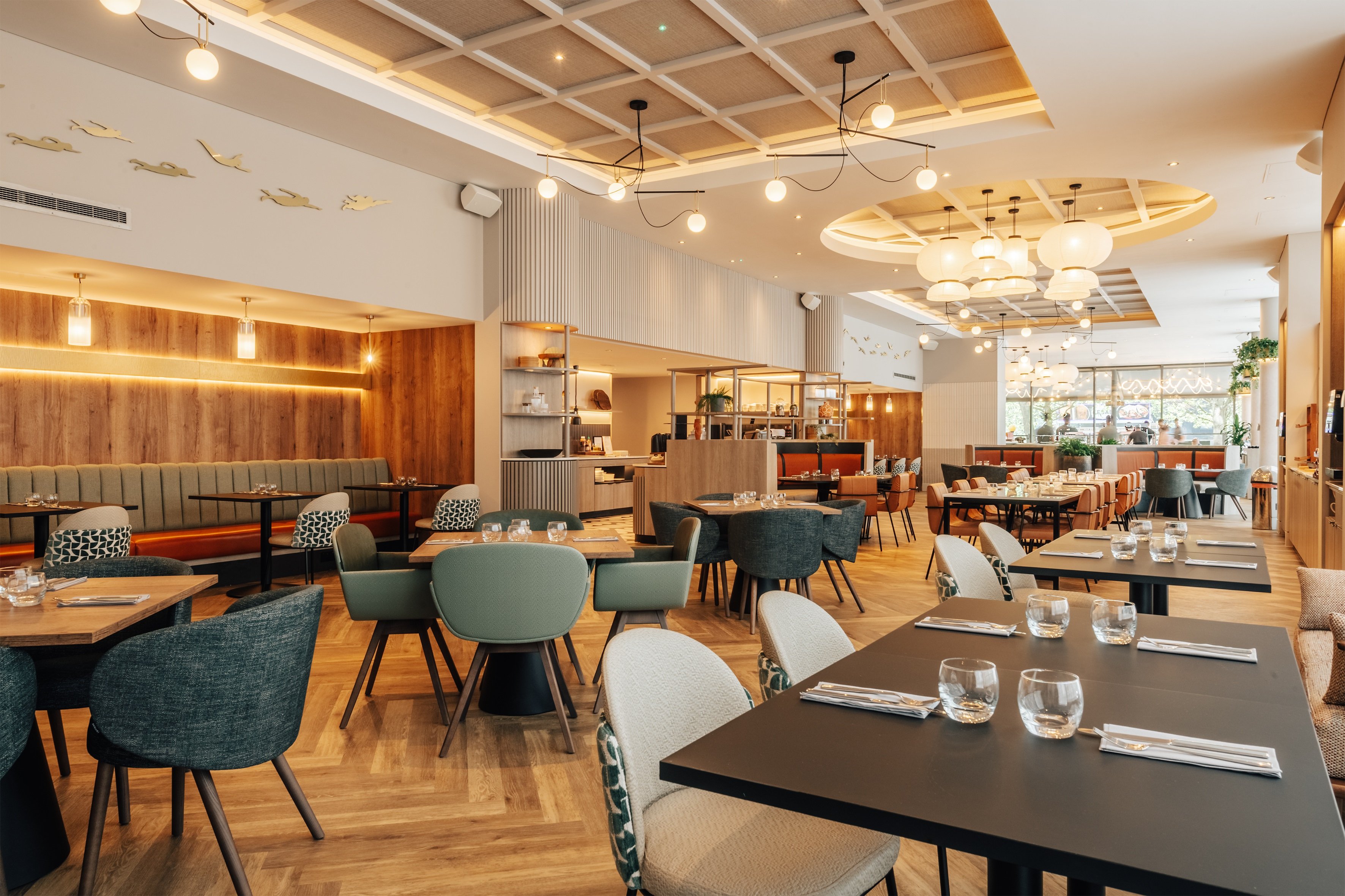 CROWNE PLAZA LONDON DOCKLANDS 43/71