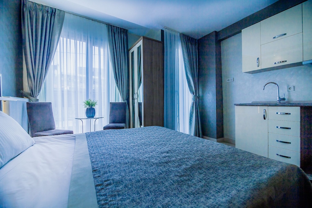 Kavalali Suites 20/50