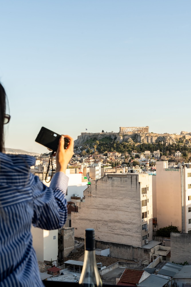 PLAY Theatrou Athens, a member of Brown Hotels 26/50