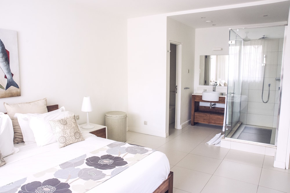 West Island by Horizon Holidays 23/76