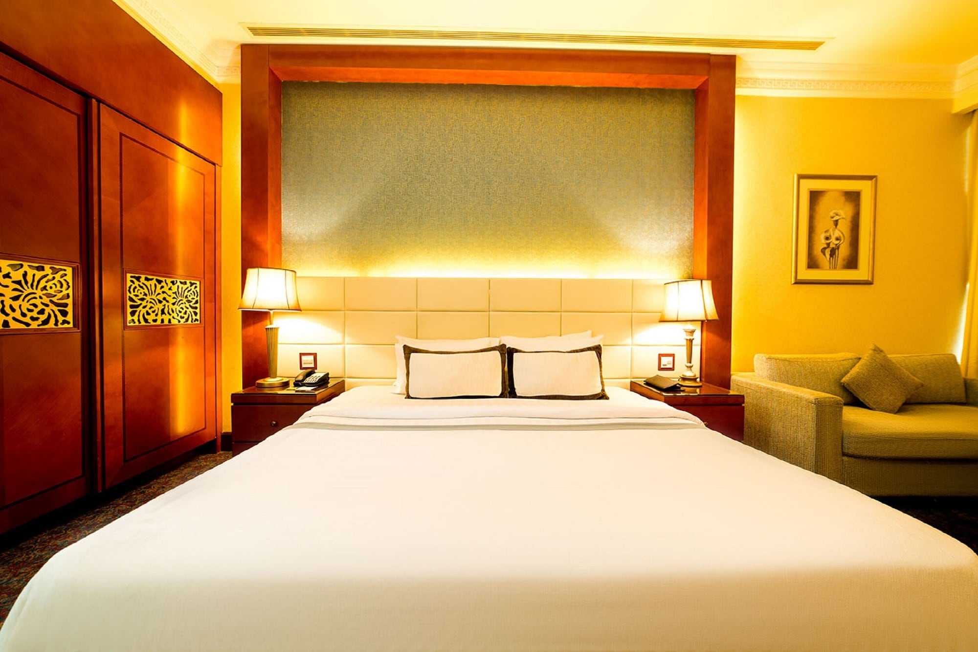 Superior Room (King/Twin)