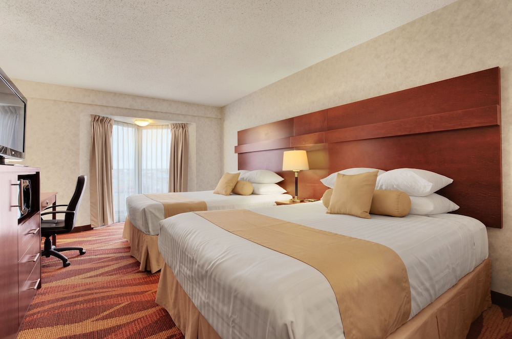 Travelodge By Wyndham Lloydminster 13/33