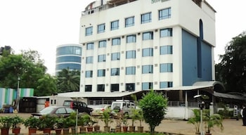 Hotel Suncity Residency 1/19