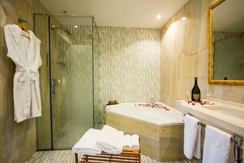 Lot Boutique Hotel 35/37